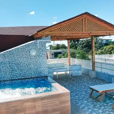 Rooftop with Pool