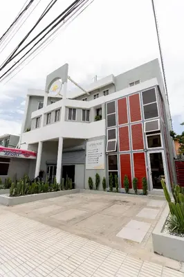 a view of the front of the building at LANDA MAR BOCA CHICA in Boca Chica