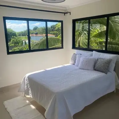 Apartamento con agua caliente para 9 personas