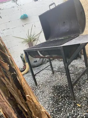 a grill sitting on top of a table at alojamiento en san juan de la maguana in SJM