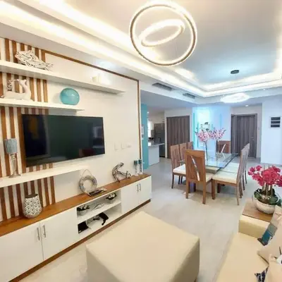 Luxury Gateaway Penthouse in front of Hard Rock