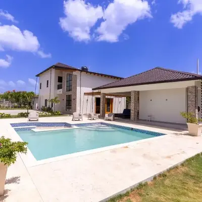 Luxury Beach Villa with Private Pool