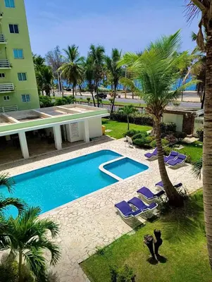 an image of a swimming pool at a resort at Apartamento con Deslumbrante Vista Al Mar in La Francia