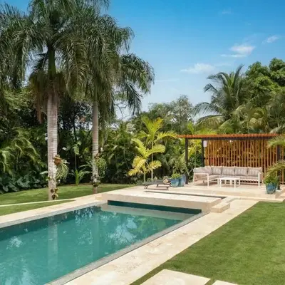 Villa Laguna
