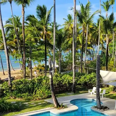 Playa Las Ballenas Oceanfront