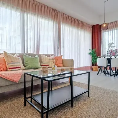 Chic Centric 1BR Apt