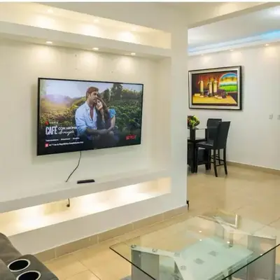 Esmeralda modern apartment at Romana del Oeste