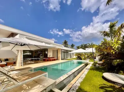 an image of a swimming pool in a villa at 5 Bedroom Villa With Daily Housekeeping in Las Terrenas