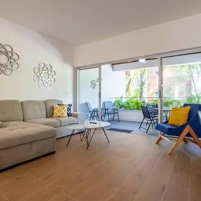 Perla Marina Beachside Apartment