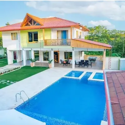 Villa del Bosque