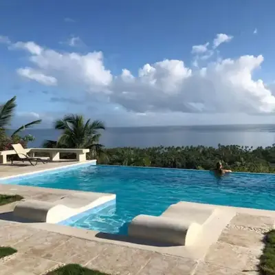 Villa with Stunning Ocean View