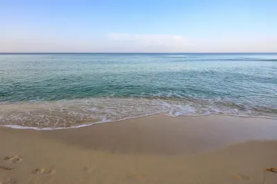 a view of the ocean from the beach at 404 y 504 Luxurious PH with Jacuzzi near the Beach in La Laguna