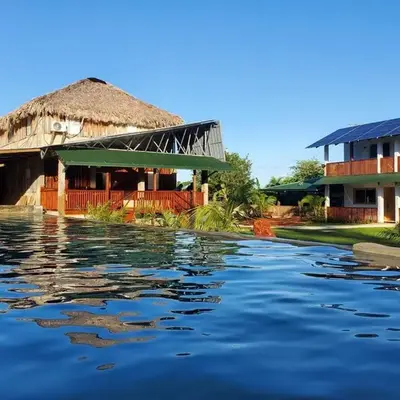 Apartamento Dani's Guest House con piscina