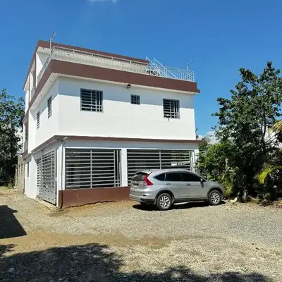 Hermoso Apartamento en 3er nivel con terraza privada