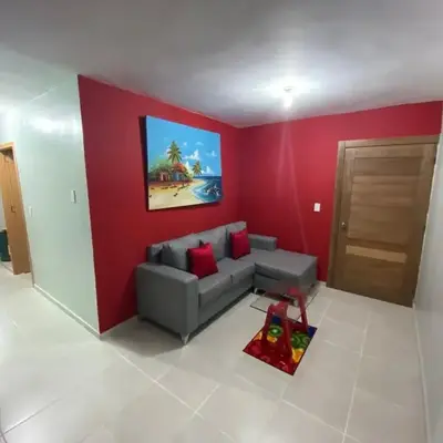 1st floor 3 Bedrm 2 Baths AC Condo near airport