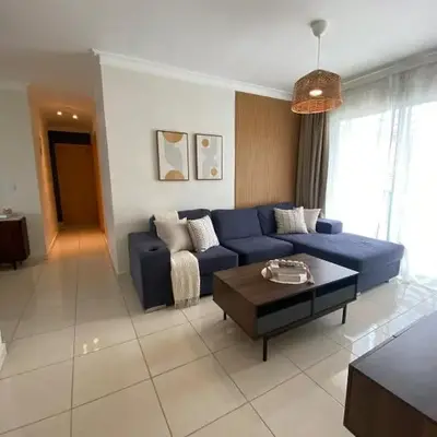 Apartamento acogedor con estilo y piscina