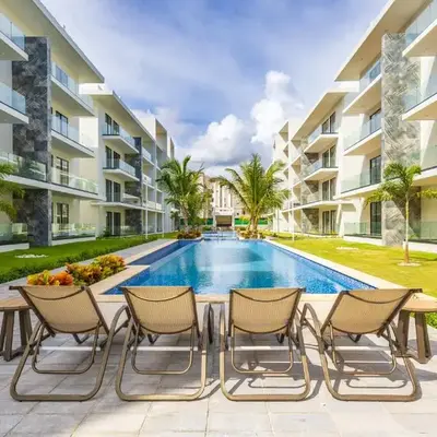 2BR Tropical Escape - Private Terrace