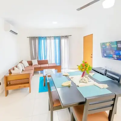 Penthouse with Large Rooftop Terrace & Parking