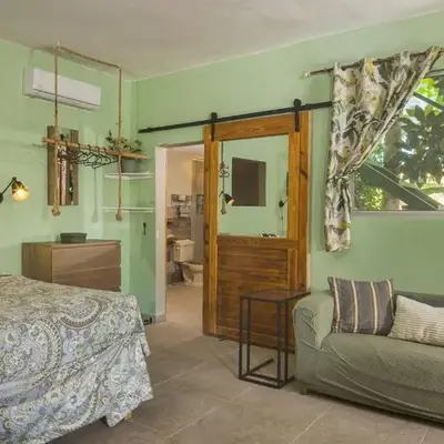 Lux Garden Loft close to Beach