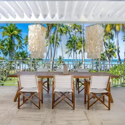 Playa Bonita Modern Beachfront Penthouse - 3BR