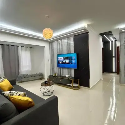 Elegant Brand New Apartment