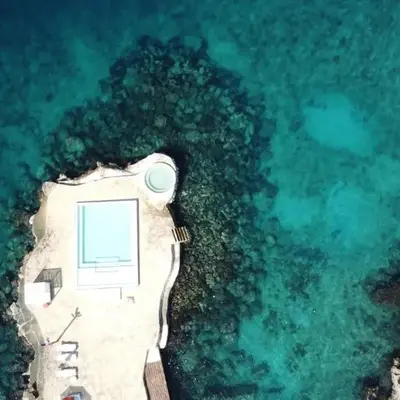 Luxury apartment Tracadero 2 Bedrooms Sea Pools access Private Garden Workspace