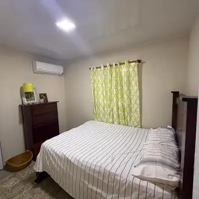 Excelente lugar en montecristi muy céntrico tu mejor opción