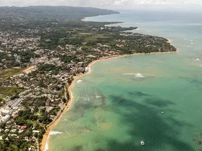 an aerial view of a beach and the ocean at Rooftop Penthouse Jacuzzi, 2 Pools Playa Popy 500m in Las Terrenas