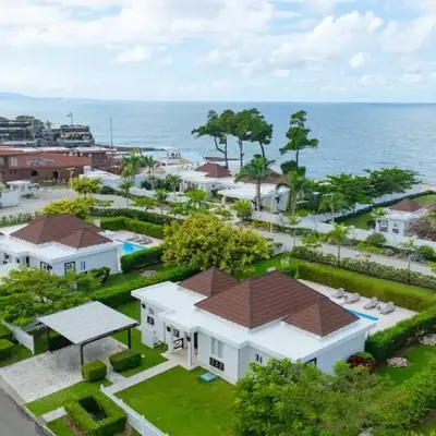Luxury 2BR Villa next to Santa Fe
