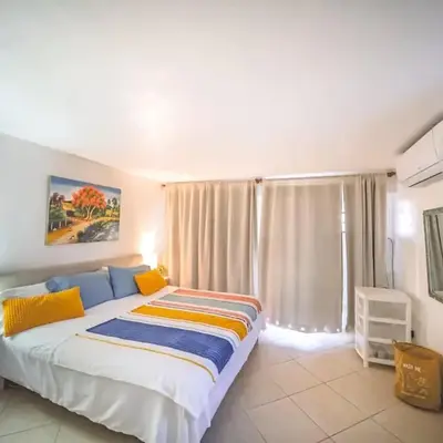 Central 1BR APT - 1 minute Walking from Rumba