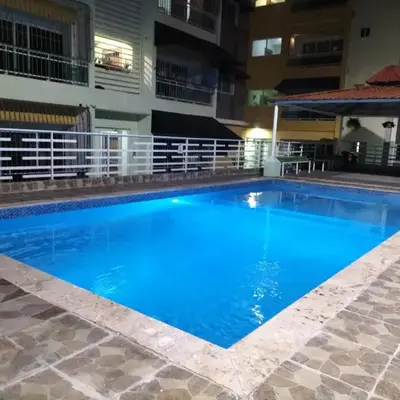 Apartamento con tres habitaciones
