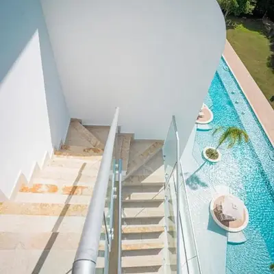 Golf View Penthouse with Private Rooftop & BBQ