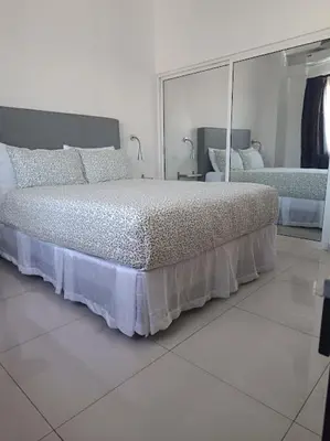 Gallery image of LINCOLN SUITE in Santo Domingo