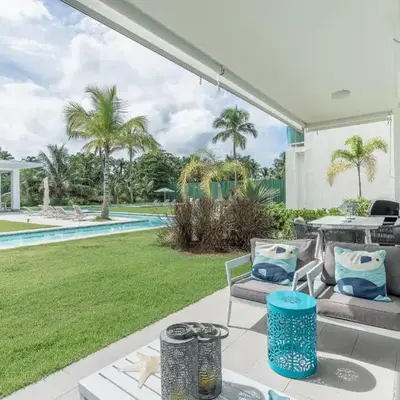 Playa Bonita Amazing Condo at Lake View