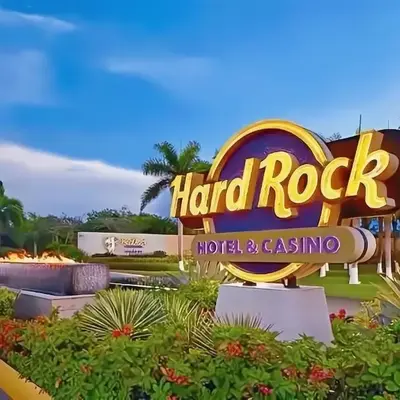 Hermoso Apartamento Cana Rock Star Acceso Directo a la Piscina C-105