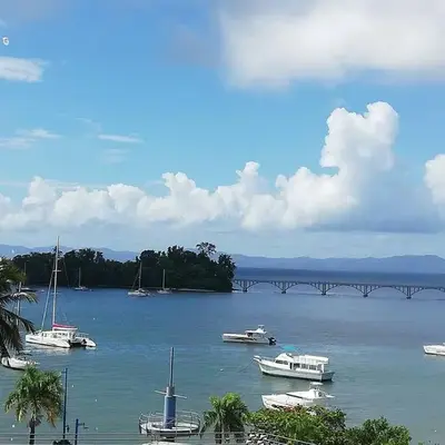 Apart cercano al muelle y al malecón de Samana